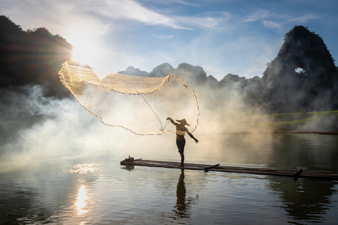 services-01 fishing, vietnam, fisherman, province, cao bang, lifestyle, daylight, life, nature, sky, water, mist, fog, sunlight
