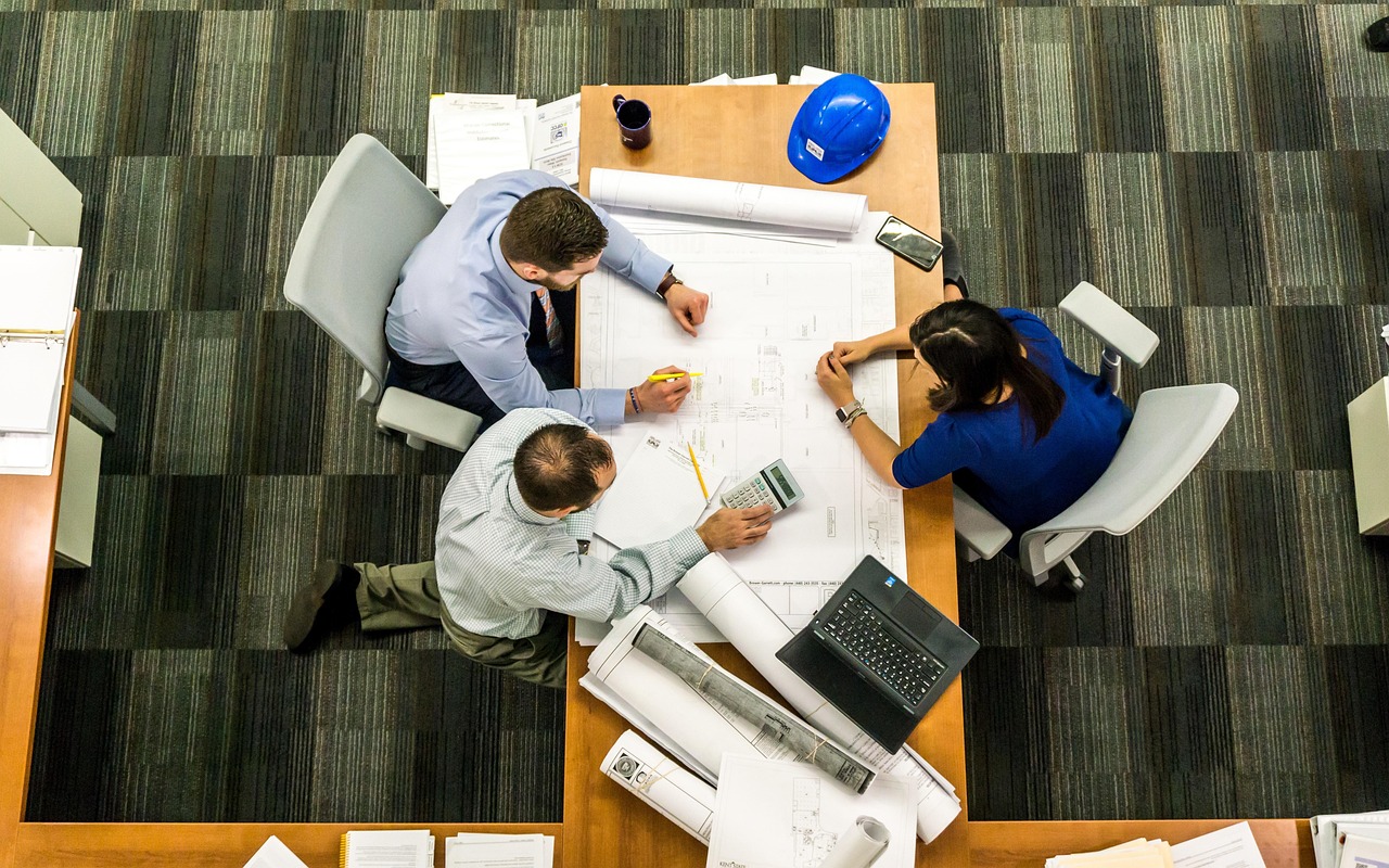 erfolgreiches business meeting: tipps und strategien für produktive besprechungen, effektive kommunikation und zielführende entscheidungen im geschäftsalltag.